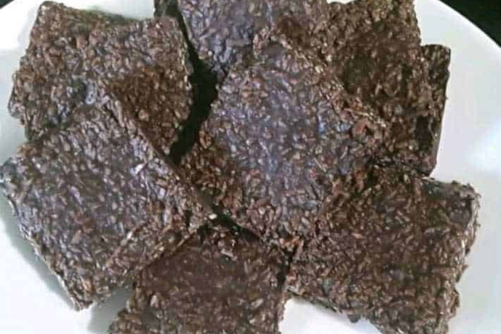 Low-Carb Coconut Chocolate Squares