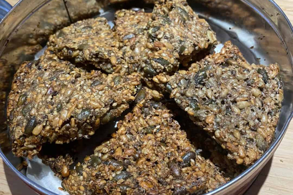 Low-Carb Seeded Crackers